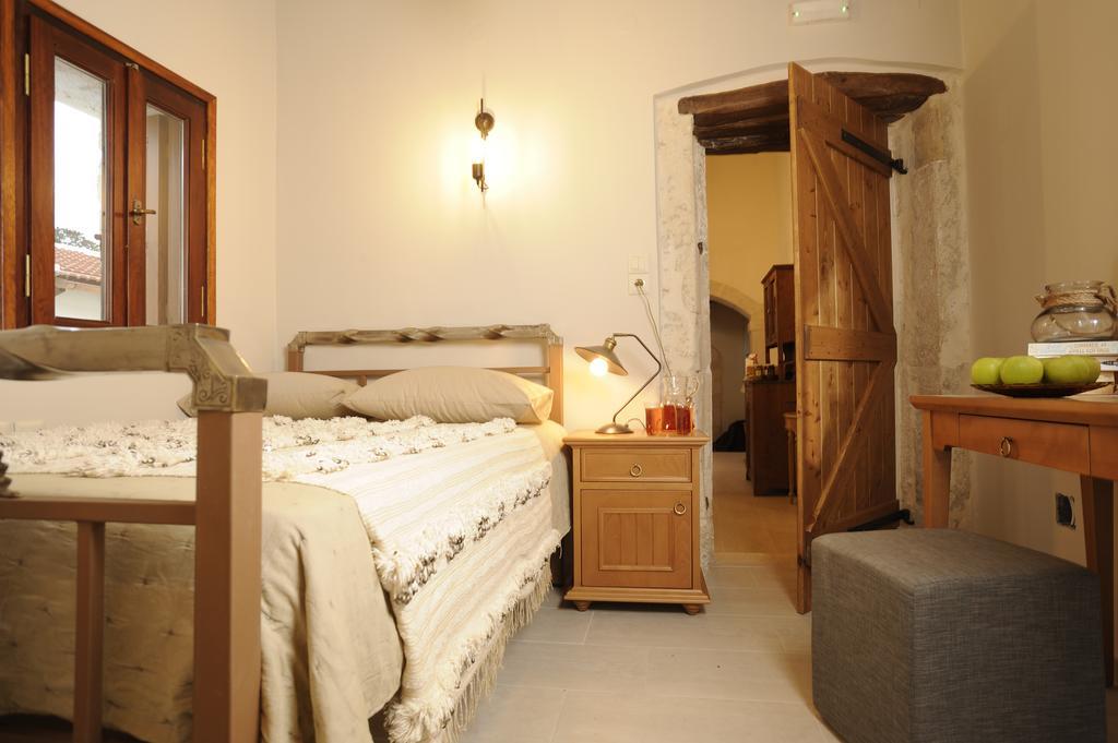 Eco Cottage Vedere With Pool Vederoi エクステリア 写真