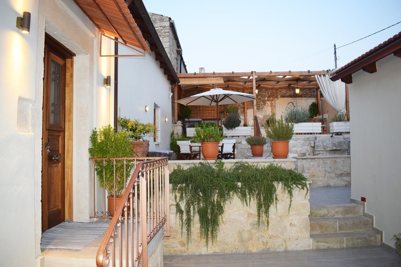 Eco Cottage Vedere With Pool Vederoi エクステリア 写真